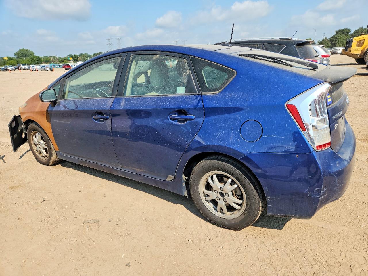 2011 Toyota Prius Three - Фото 2