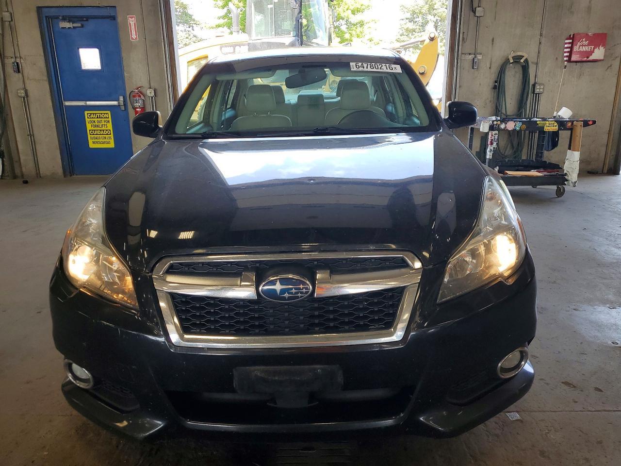 2014 Subaru Legacy 2.5I Limited - Фото 5