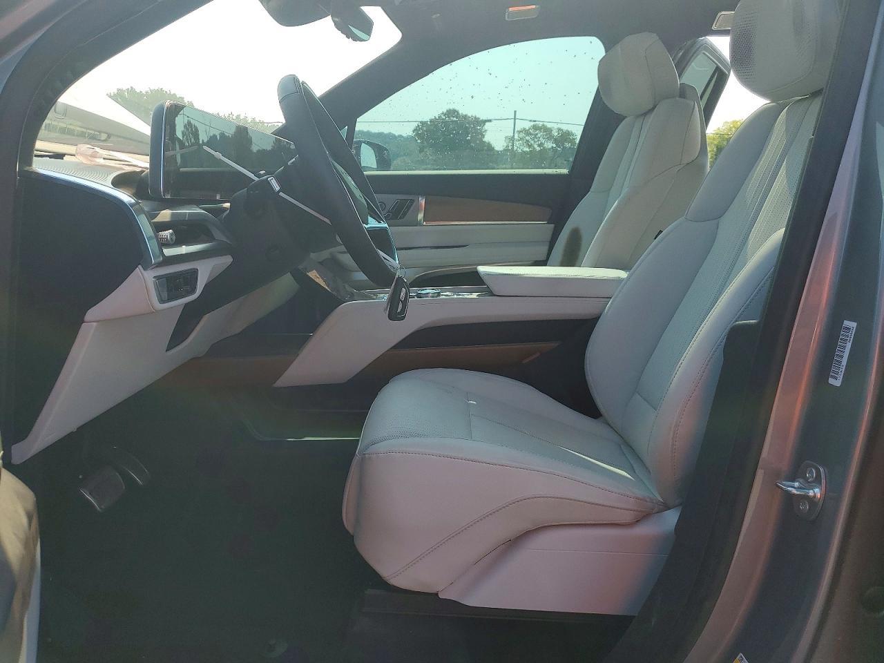 2026 Cadillac Vistiq Luxury - Фото 7