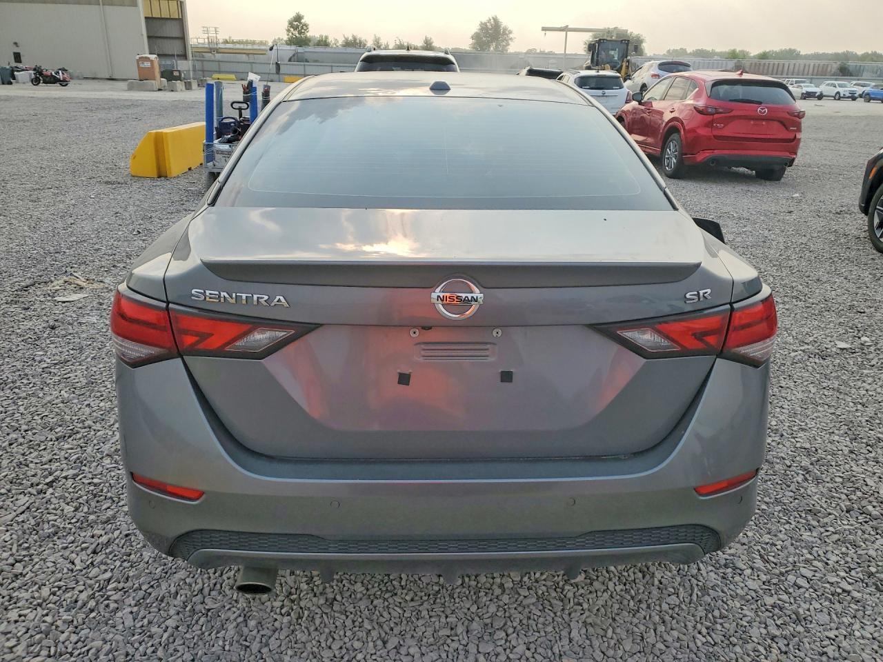 2020 Nissan Sentra Sr - Фото 6