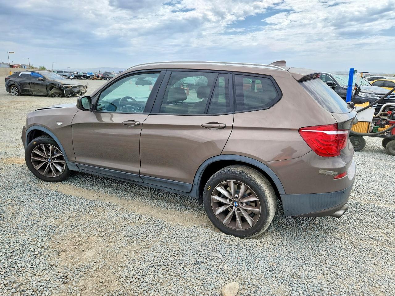 2013 BMW X3 xDrive28I - Фото 2