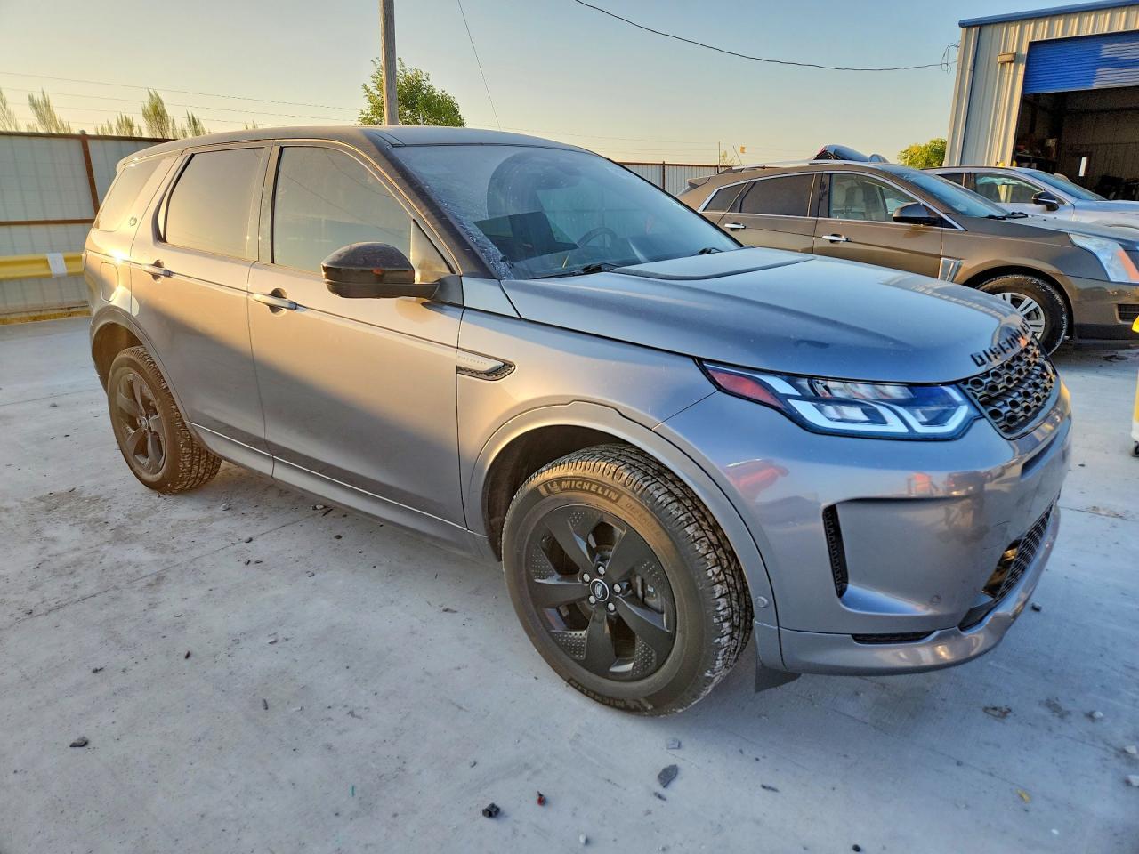 2022 Land Rover Discovery Sport S R-Dynamic - Фото 4