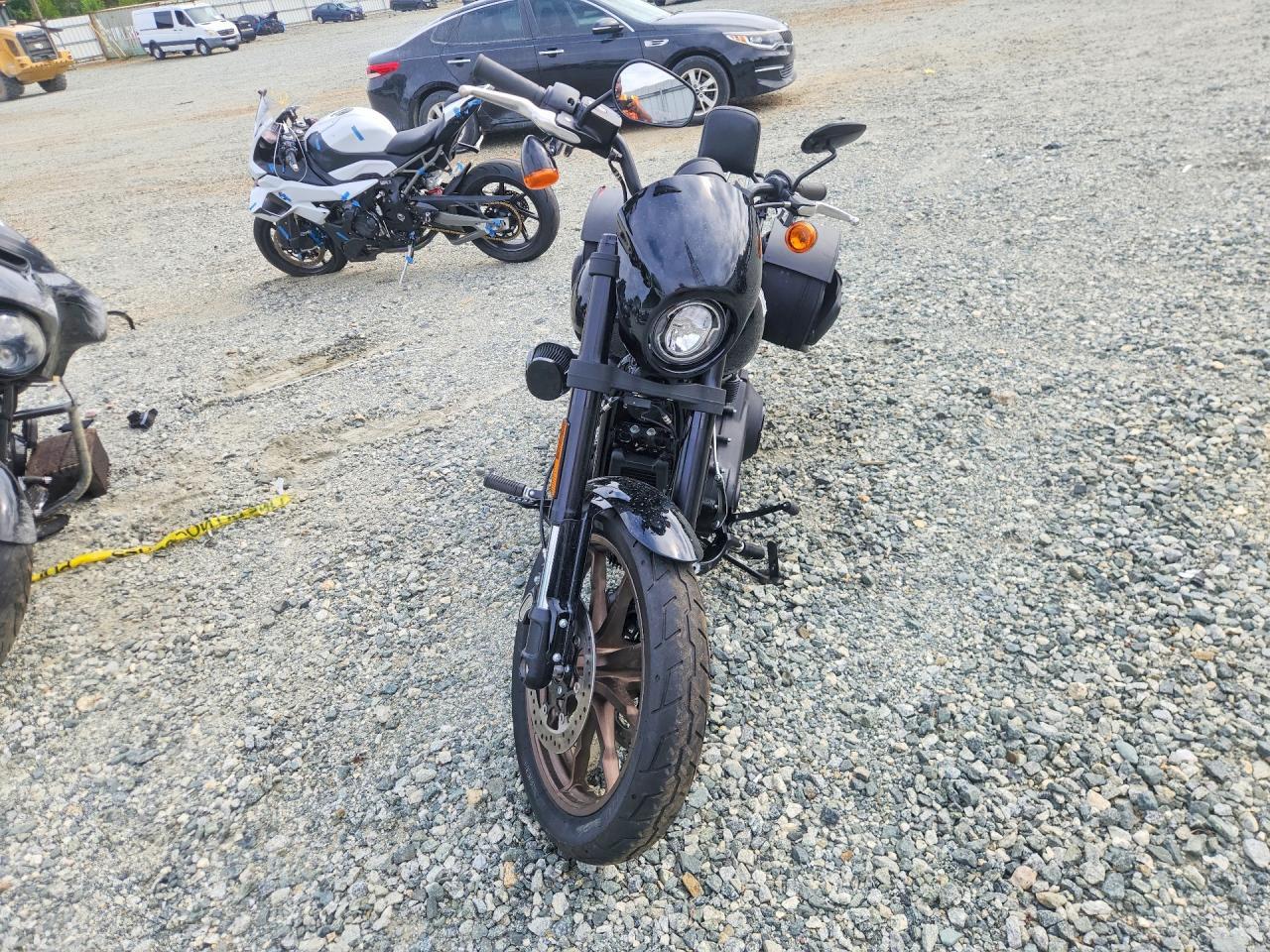 2022 Harley-Davidson Fxlrs - Фото 2