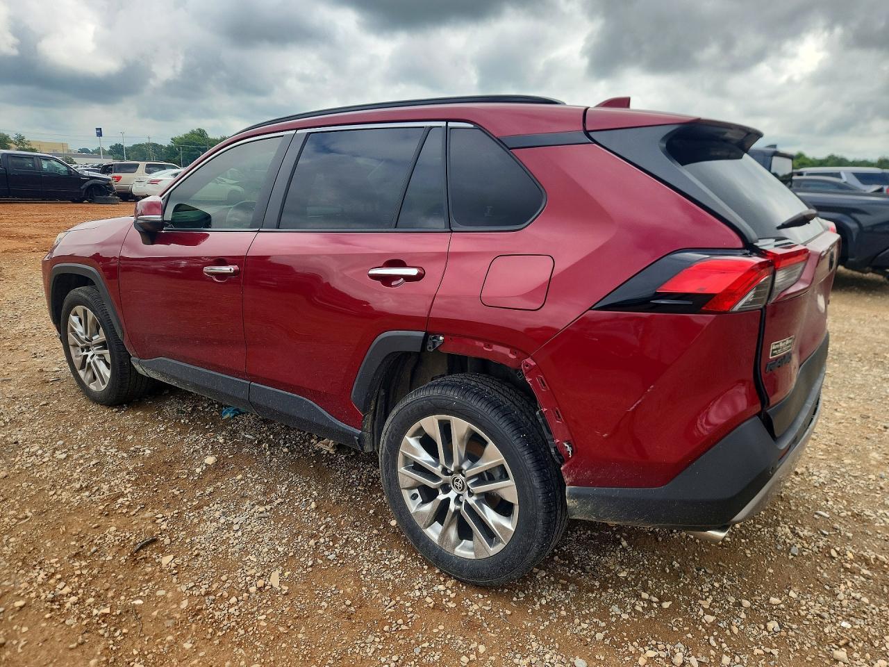 2020 Toyota Rav4 Limited - Фото 2