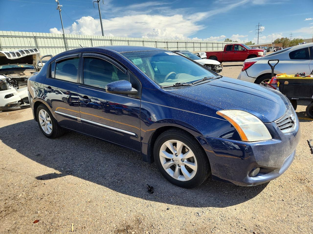 2012 Nissan Sentra 2.0 - Фото 4