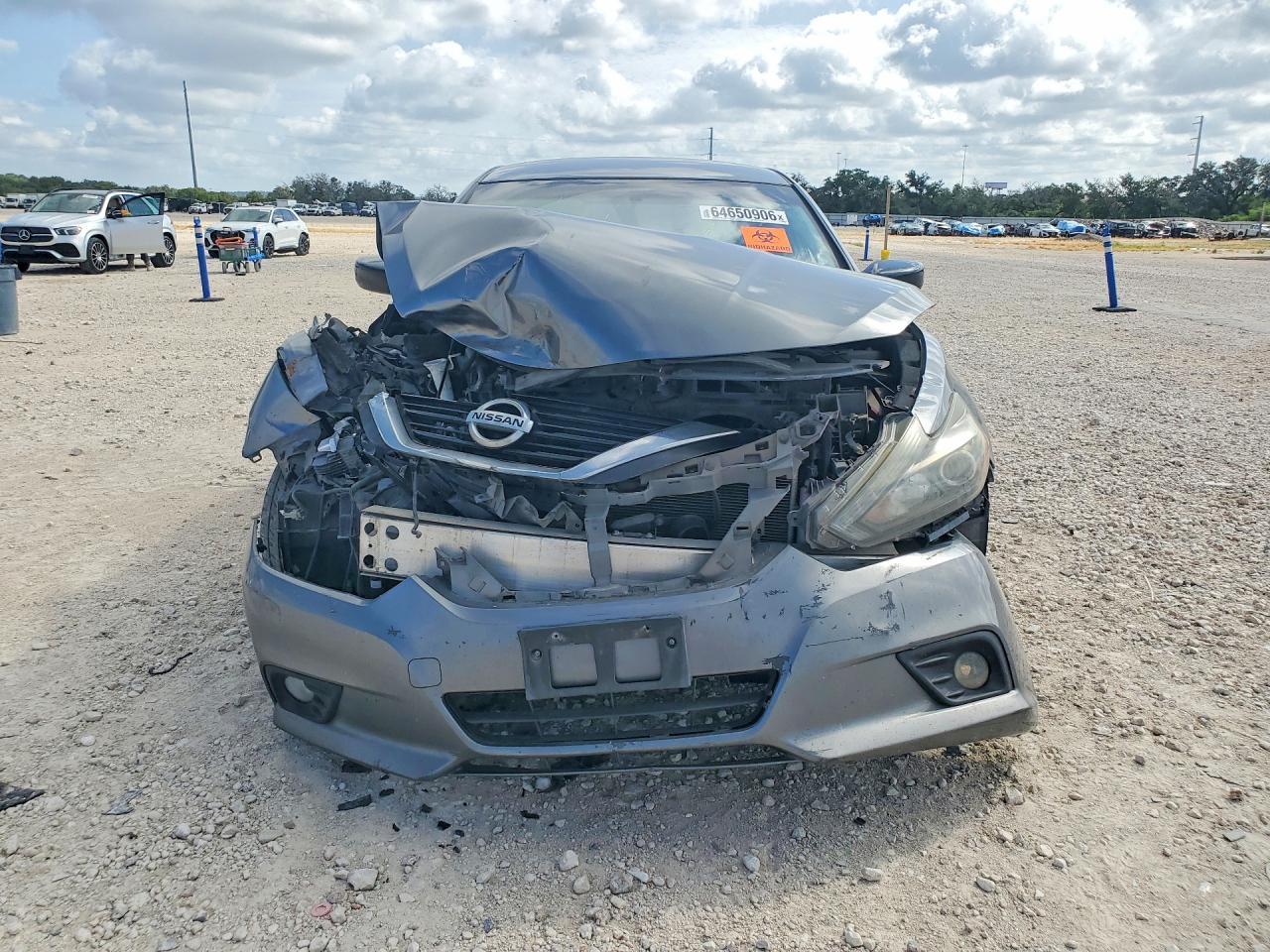 2017 Nissan Altima 2.5 Sr - Image 5