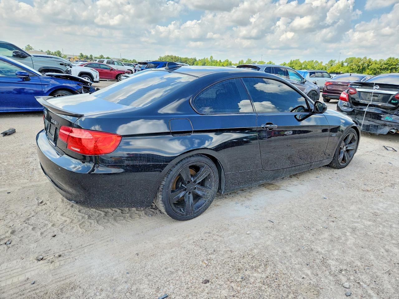2011 BMW 328 I - Фото 3