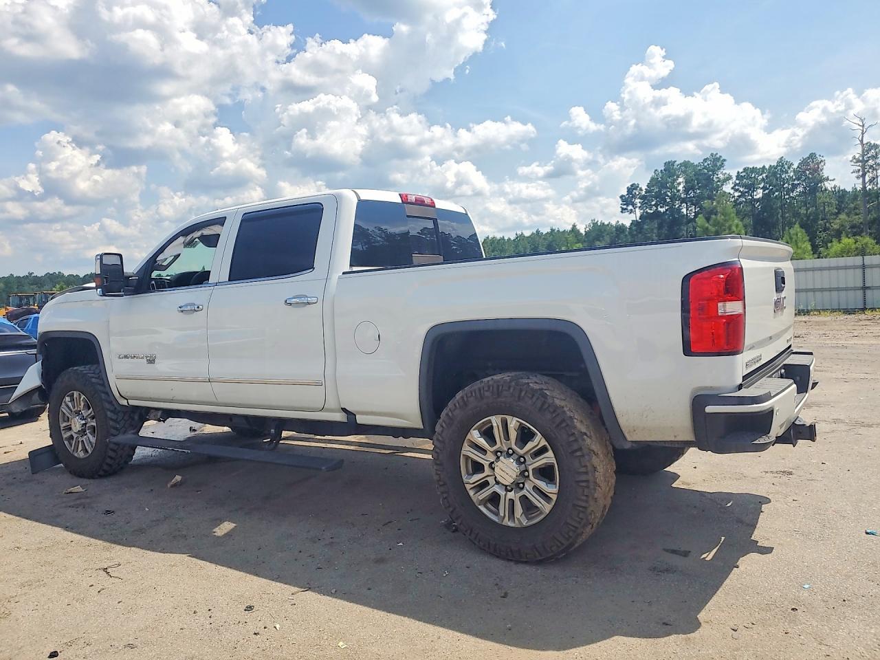 2018 GMC Sierra K2500 Denali - Фото 2