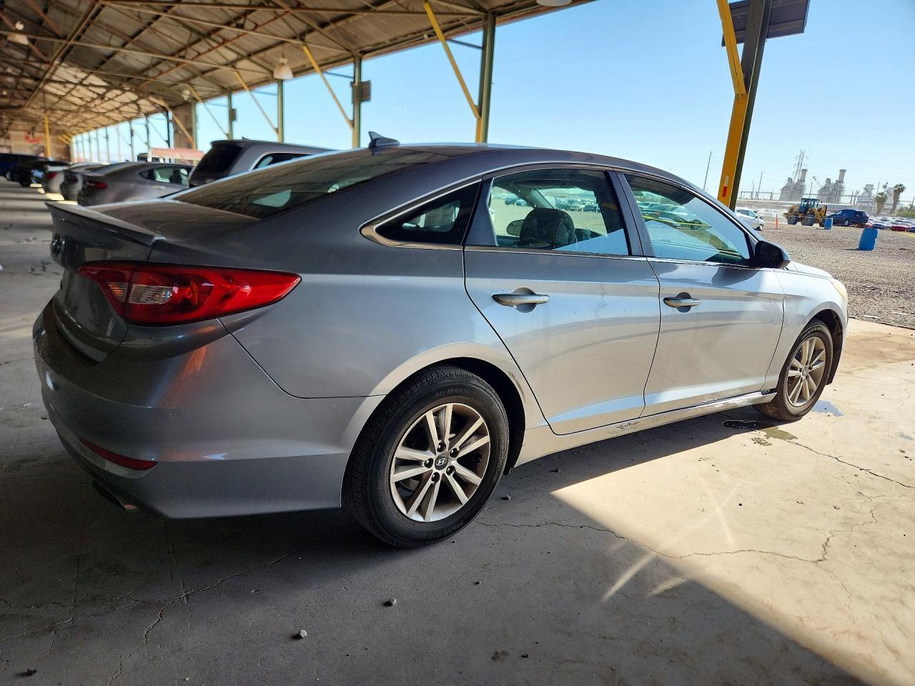 2015 Hyundai Sonata Se - Image 3