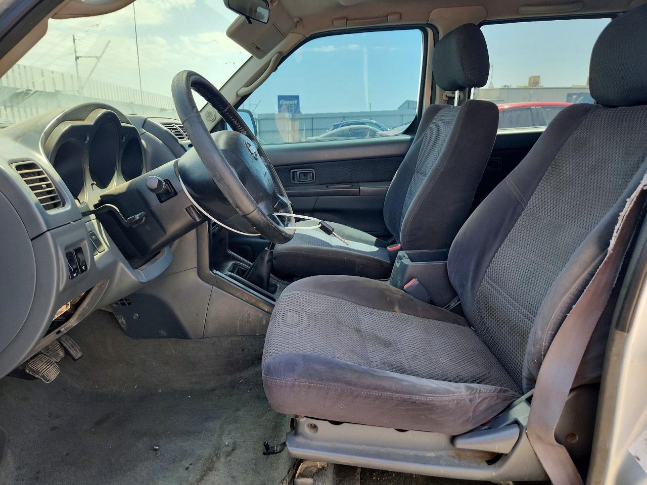2002 Nissan Frontier Xe-V6 - Фото 7