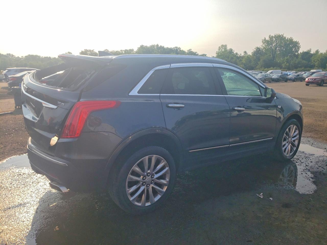 2019 Cadillac Xt5 Luxury - Фото 3