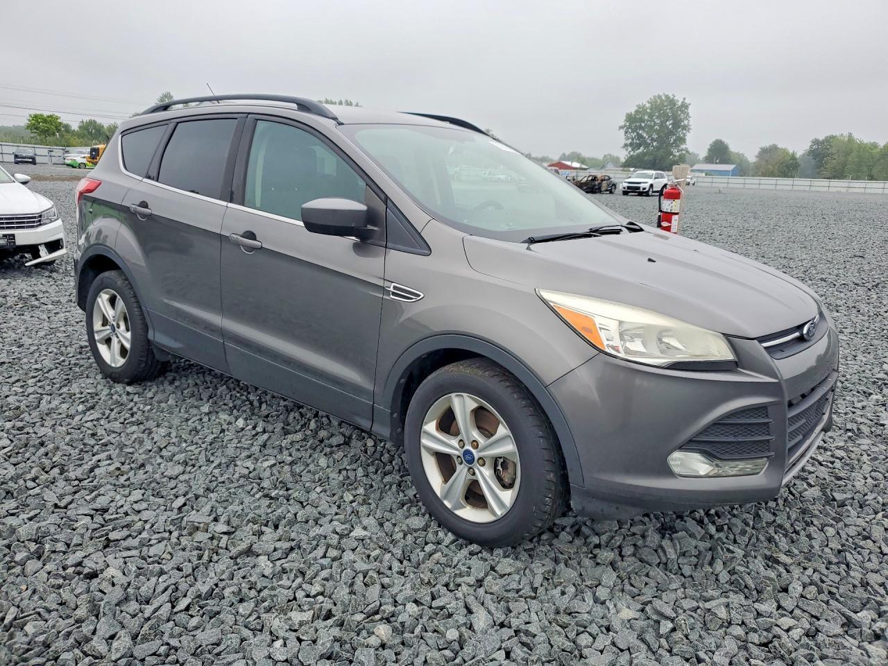 2014 Ford Escape Se - Image 4
