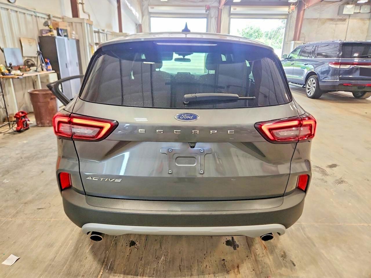 2024 Ford Escape Active - Image 6