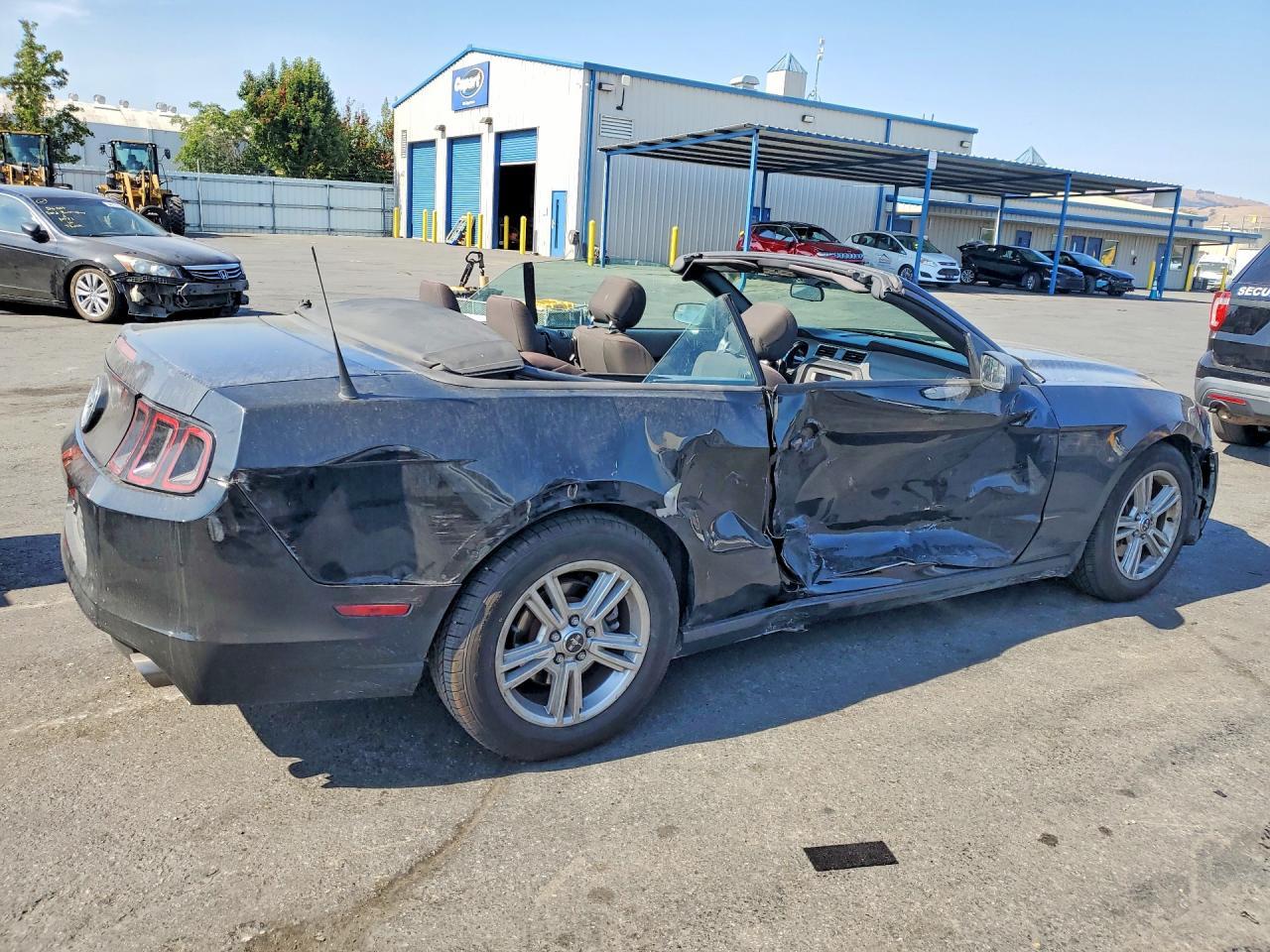 2014 Ford Mustang - Фото 3