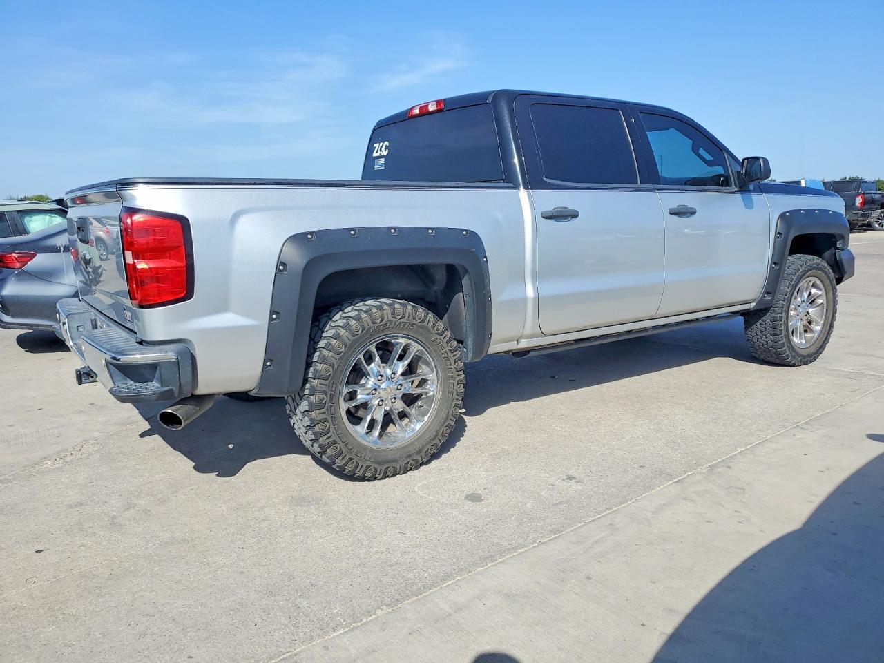 2014 Chevrolet Silverado K1500 Lt - Image 3