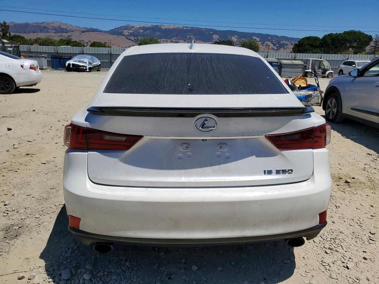 2015 Lexus Is 250 - Image 6