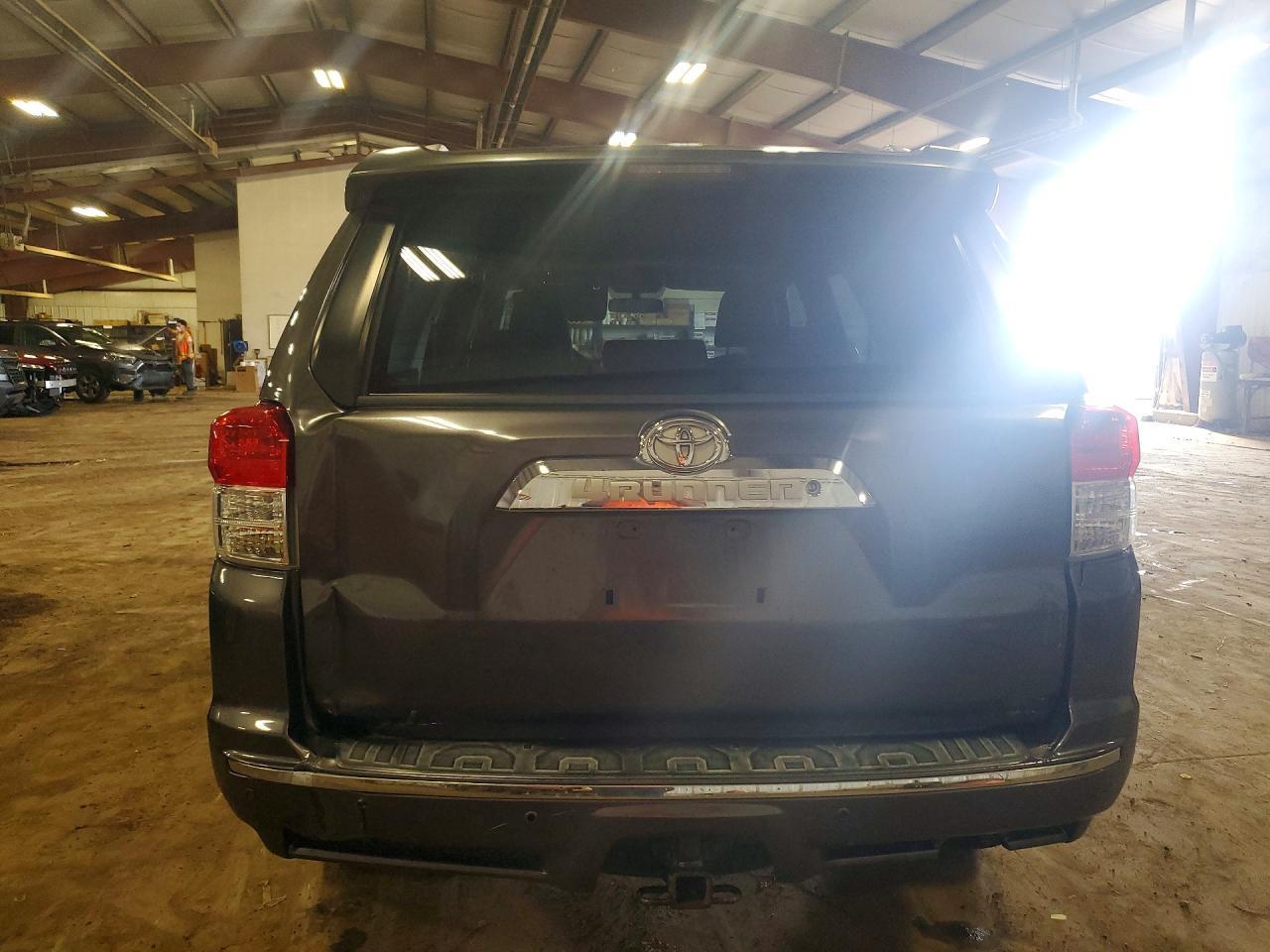 2010 Toyota 4Runner Sr5 - Фото 6