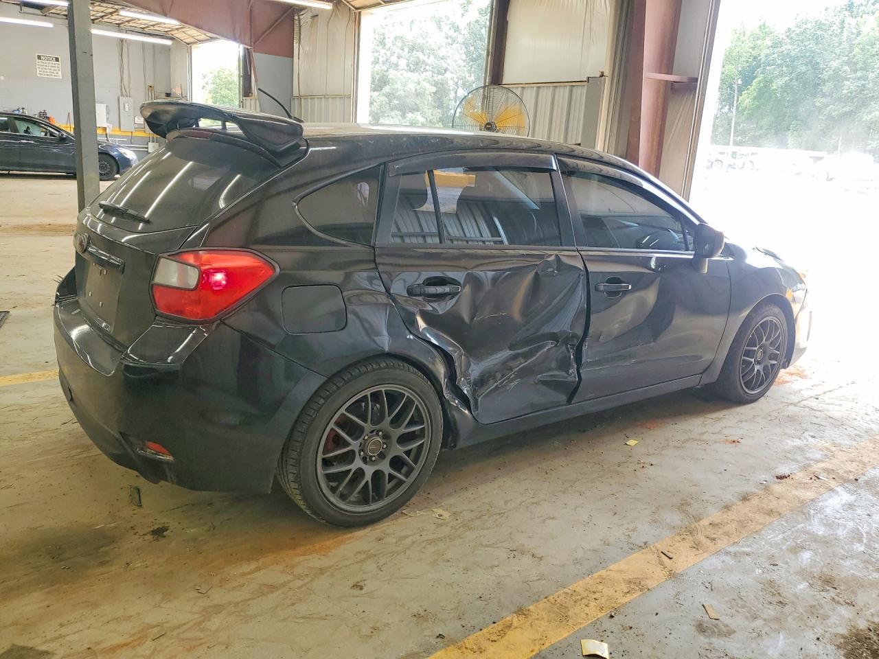 2014 Subaru Impreza Premium - Фото 3