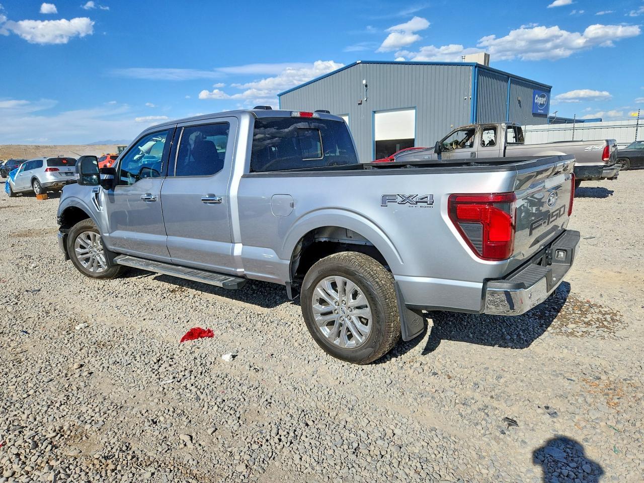 2024 Ford F150 Xlt - Фото 2
