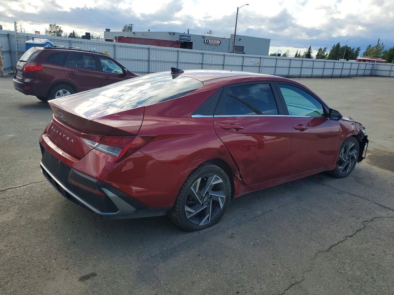 2024 Hyundai Elantra Sel - Image 3