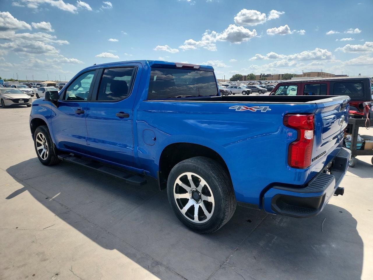 2022 Chevrolet Silverado K1500 Custom - Image 2