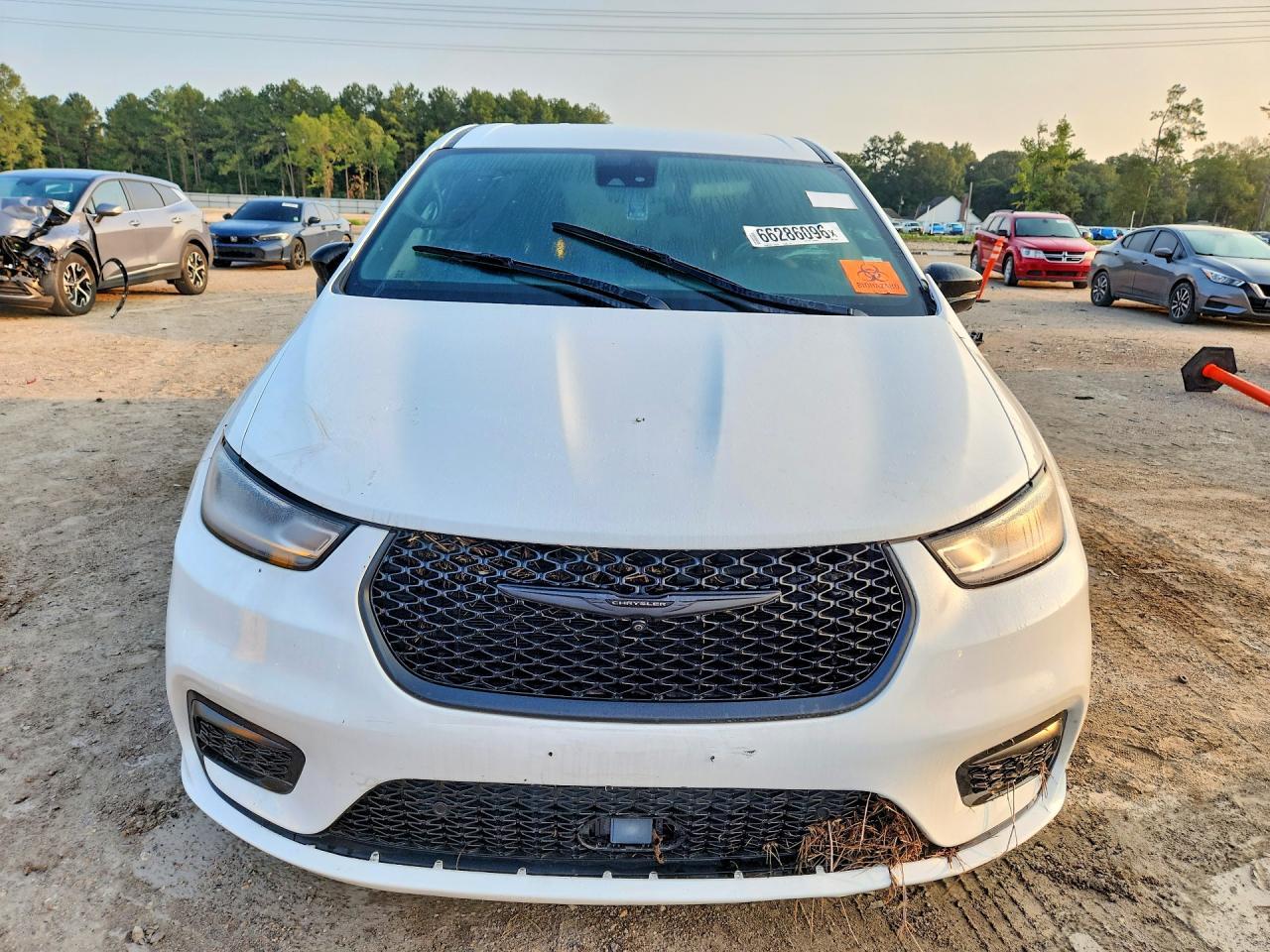 2024 Chrysler Pacifica Hybrid Select - Фото 5
