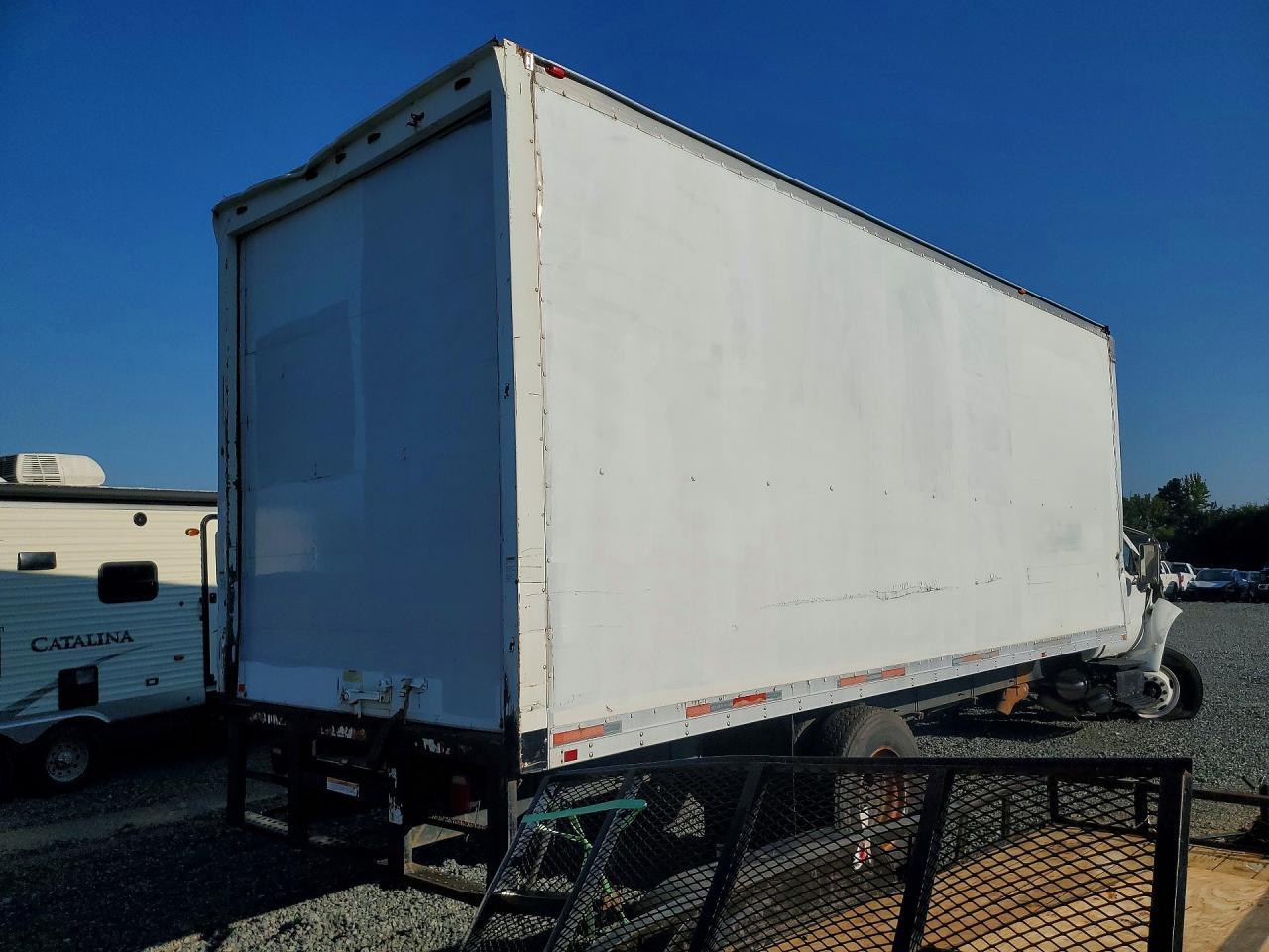 2013 Ford F750 Super Duty Box Truck - Фото 3