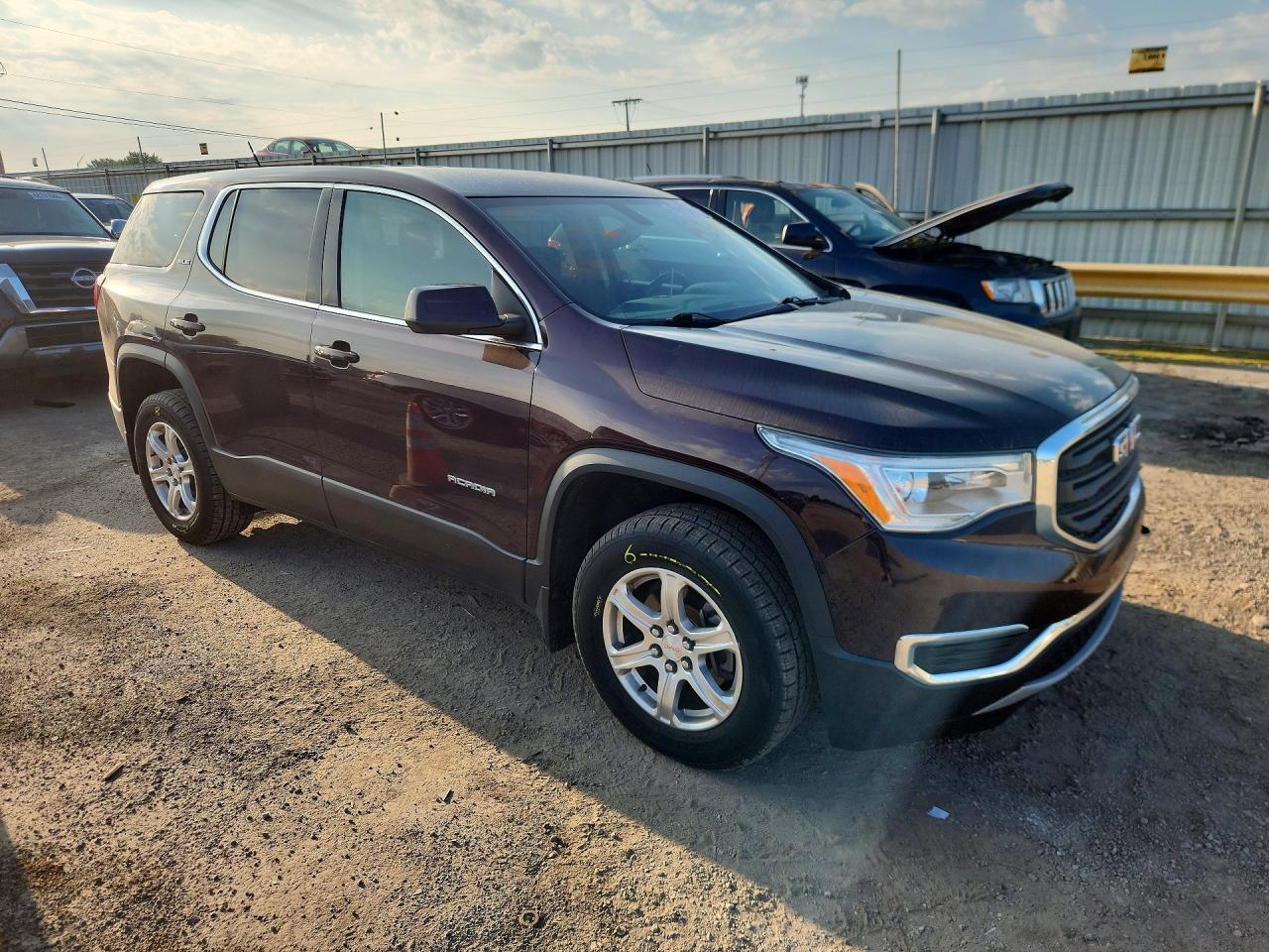 2017 GMC Acadia Sle - Фото 4