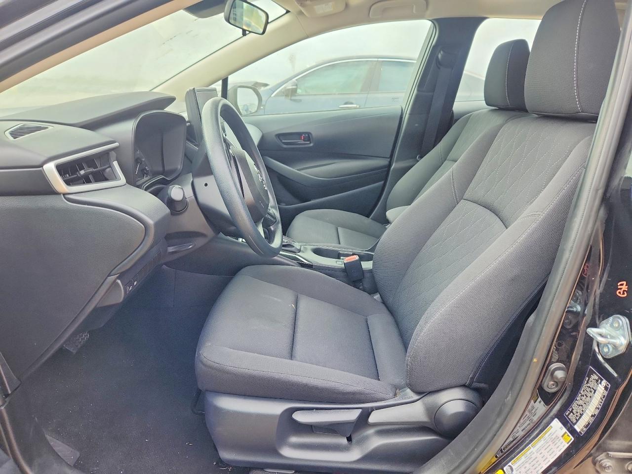2025 Toyota Corolla Le - Фото 7