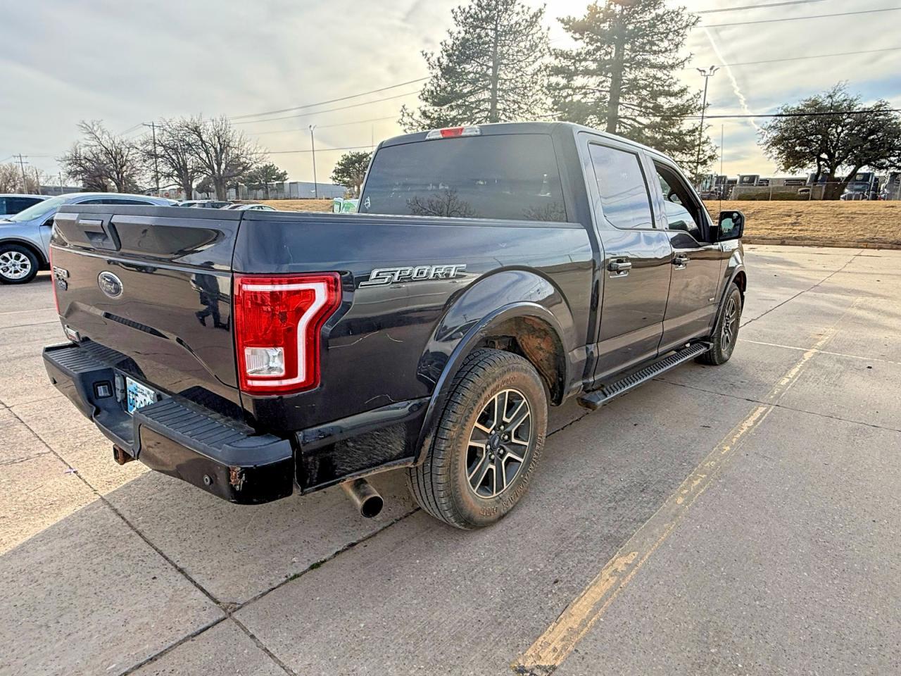 2015 Ford F150 Supercrew - Фото 4