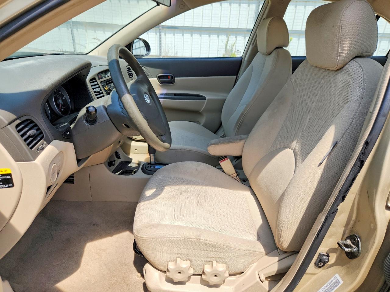 2006 Hyundai Accent Gls - Image 7