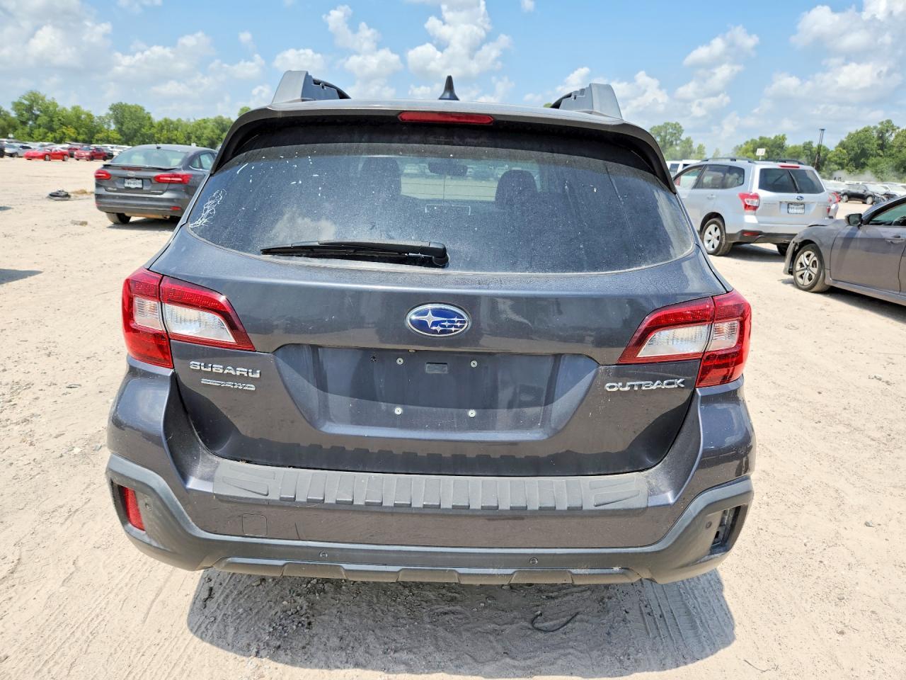 2019 Subaru Outback 2.5I Limited - Image 6