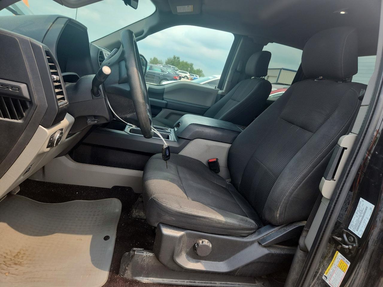 2017 Ford F150 Super Cab - Фото 7