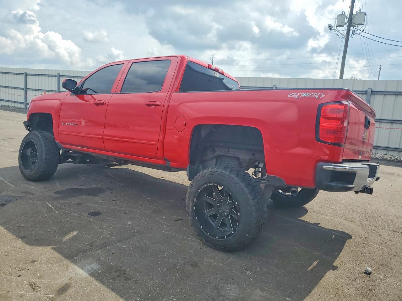 2017 Chevrolet Silverado K1500 Lt - Фото 2