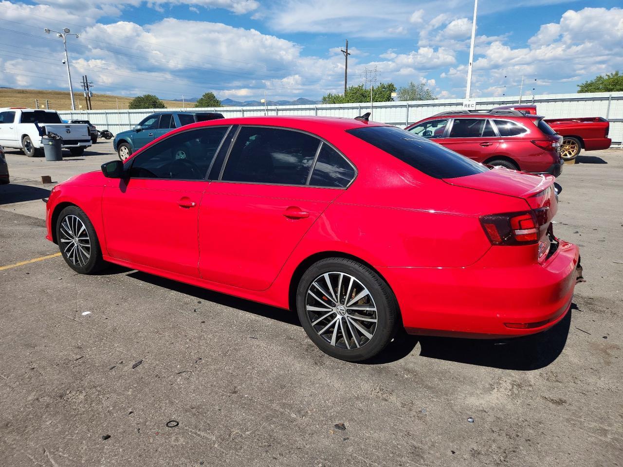 2017 Volkswagen Jetta Sport - Image 2