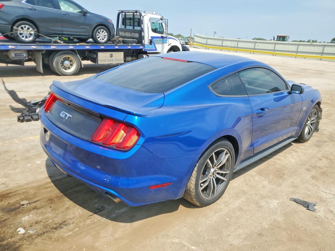 2017 Ford Mustang Gt - Фото 3