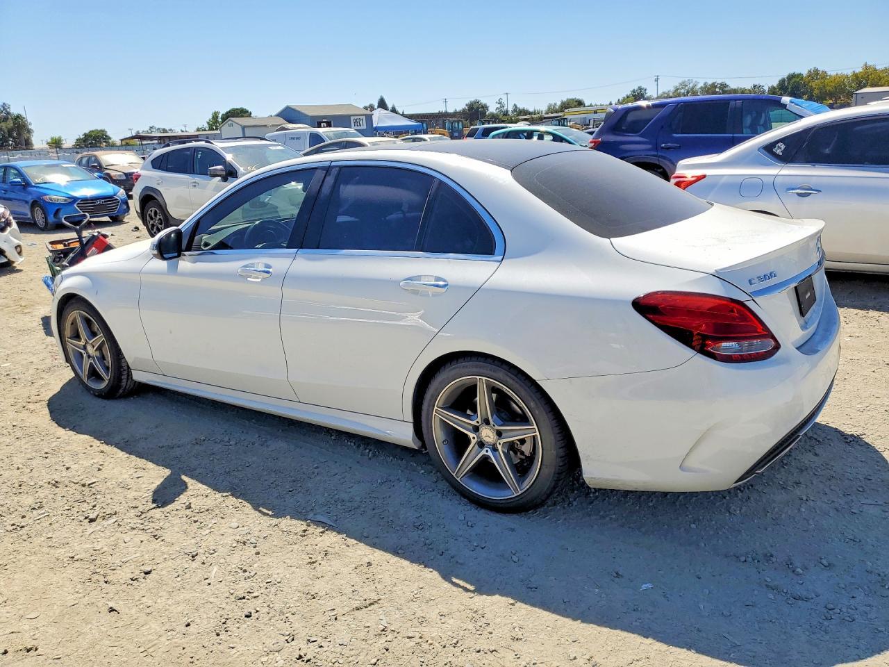 2016 Mercedes-Benz C 300 - Фото 2