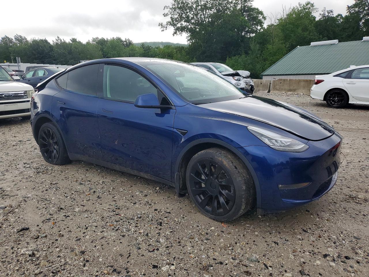 2022 Tesla Model Y - Image 4