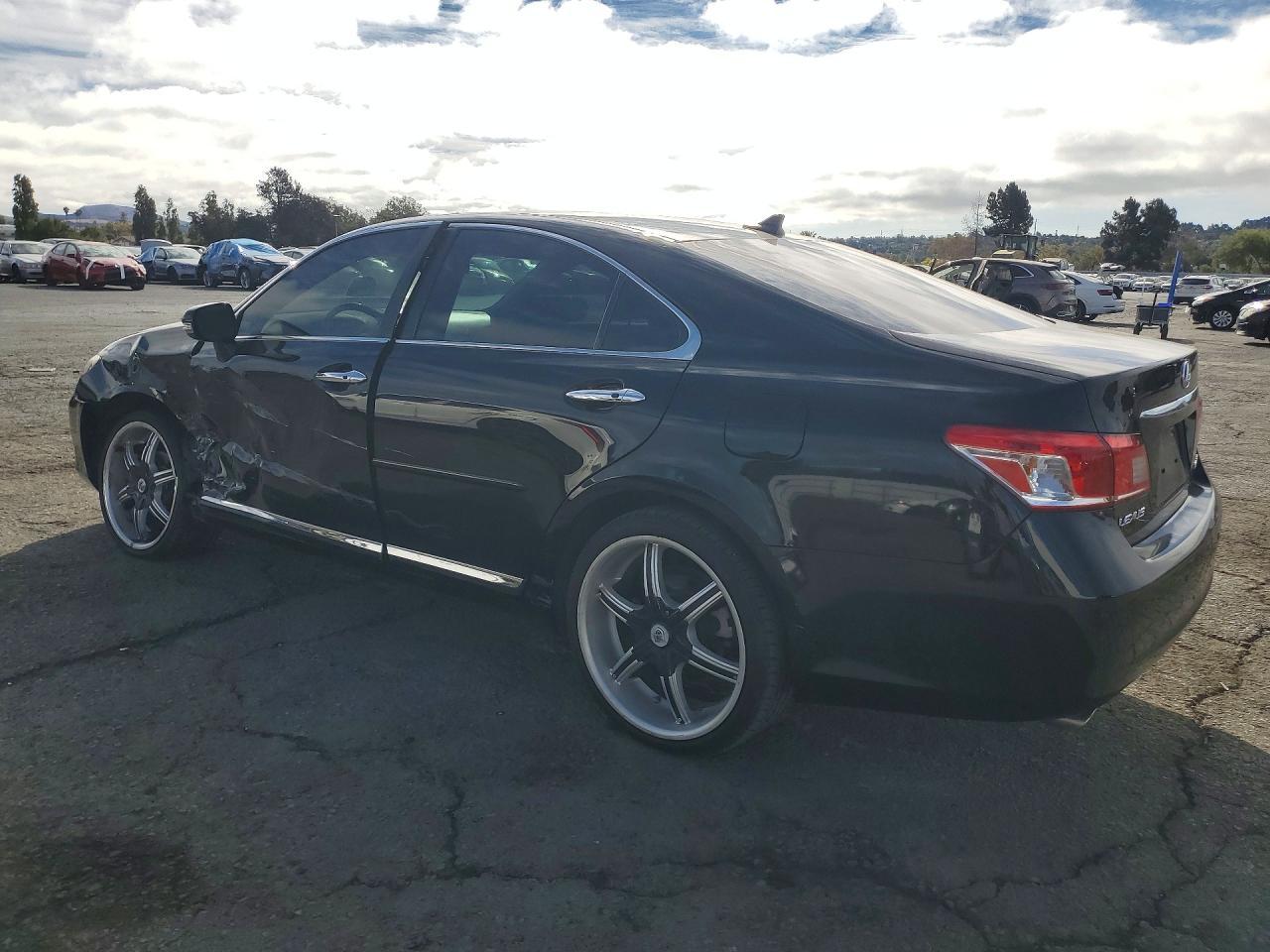 2010 Lexus Es 350 - Фото 2