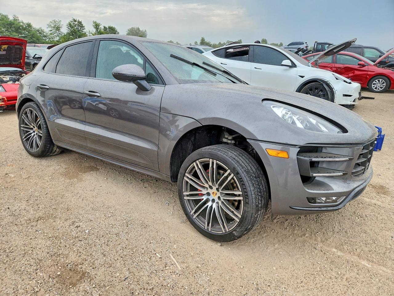 2015 Porsche Macan Turbo - Image 4