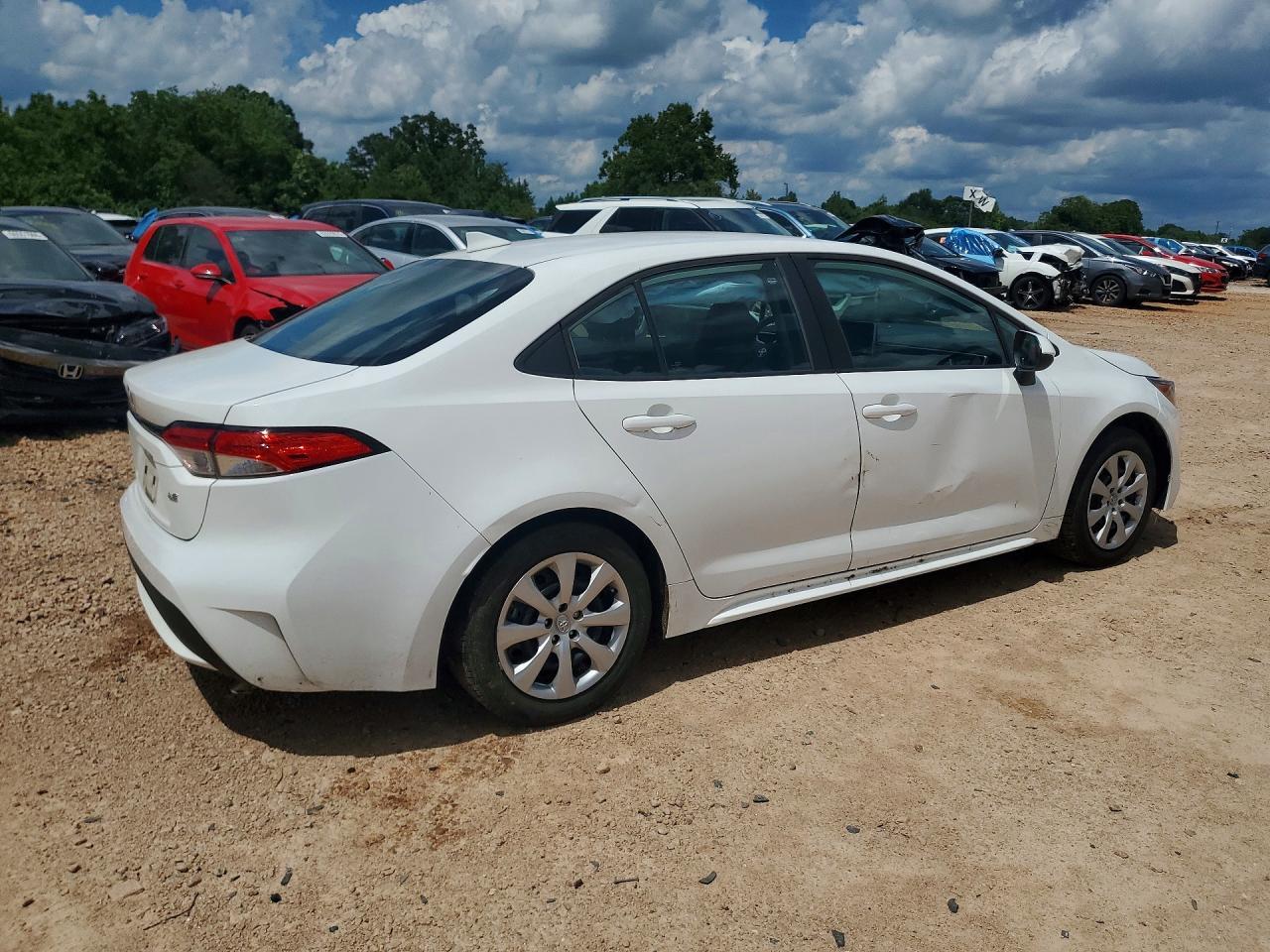 2021 Toyota Corolla Le - Фото 3