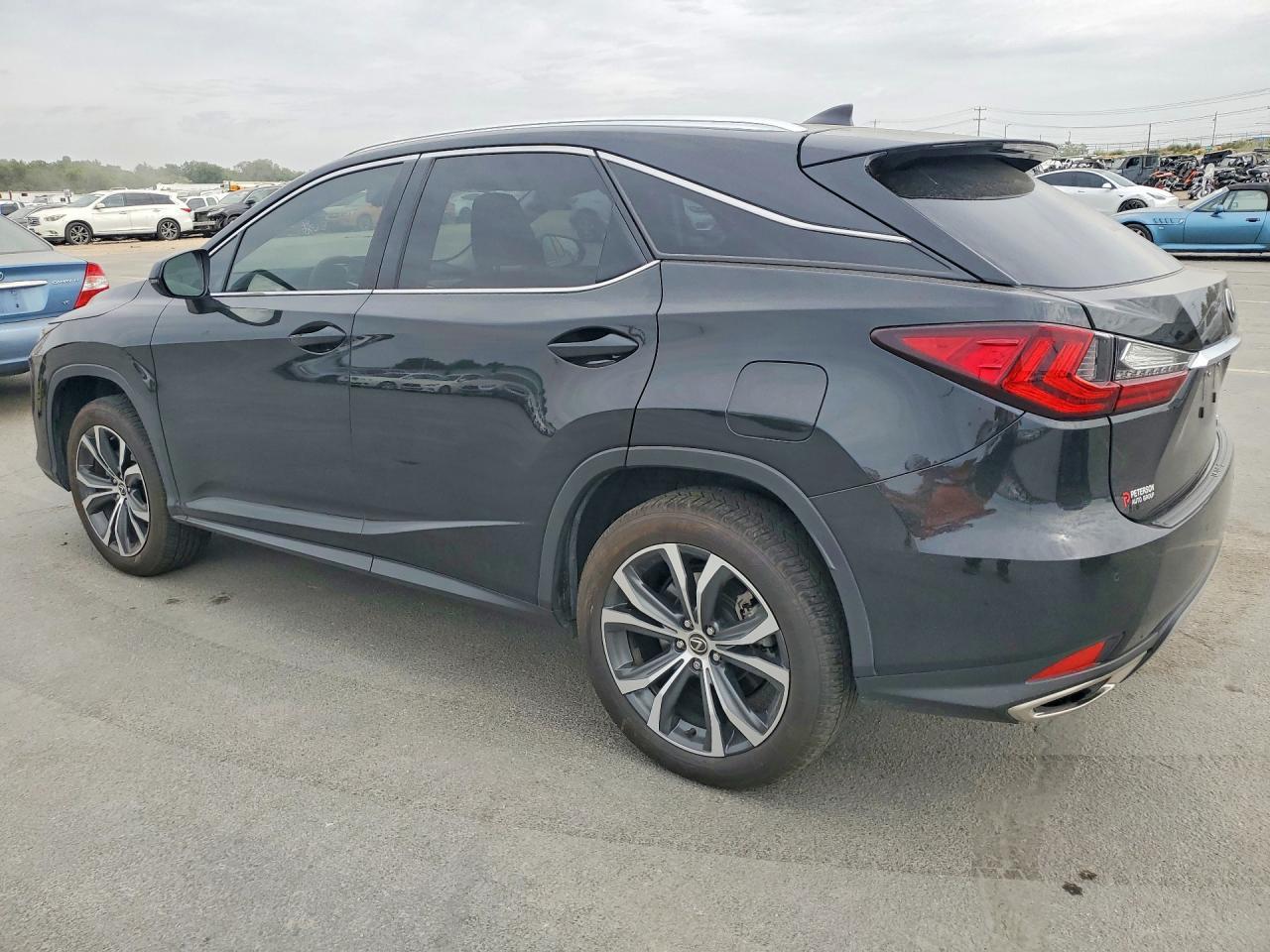 2022 Lexus Rx 350 - Image 2