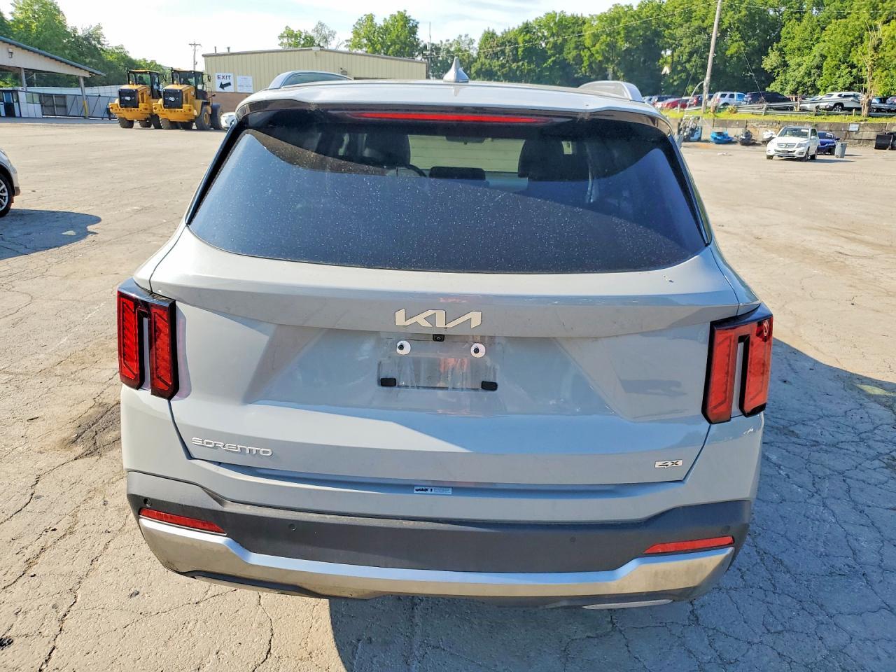 2024 Kia Sorento S - Фото 6