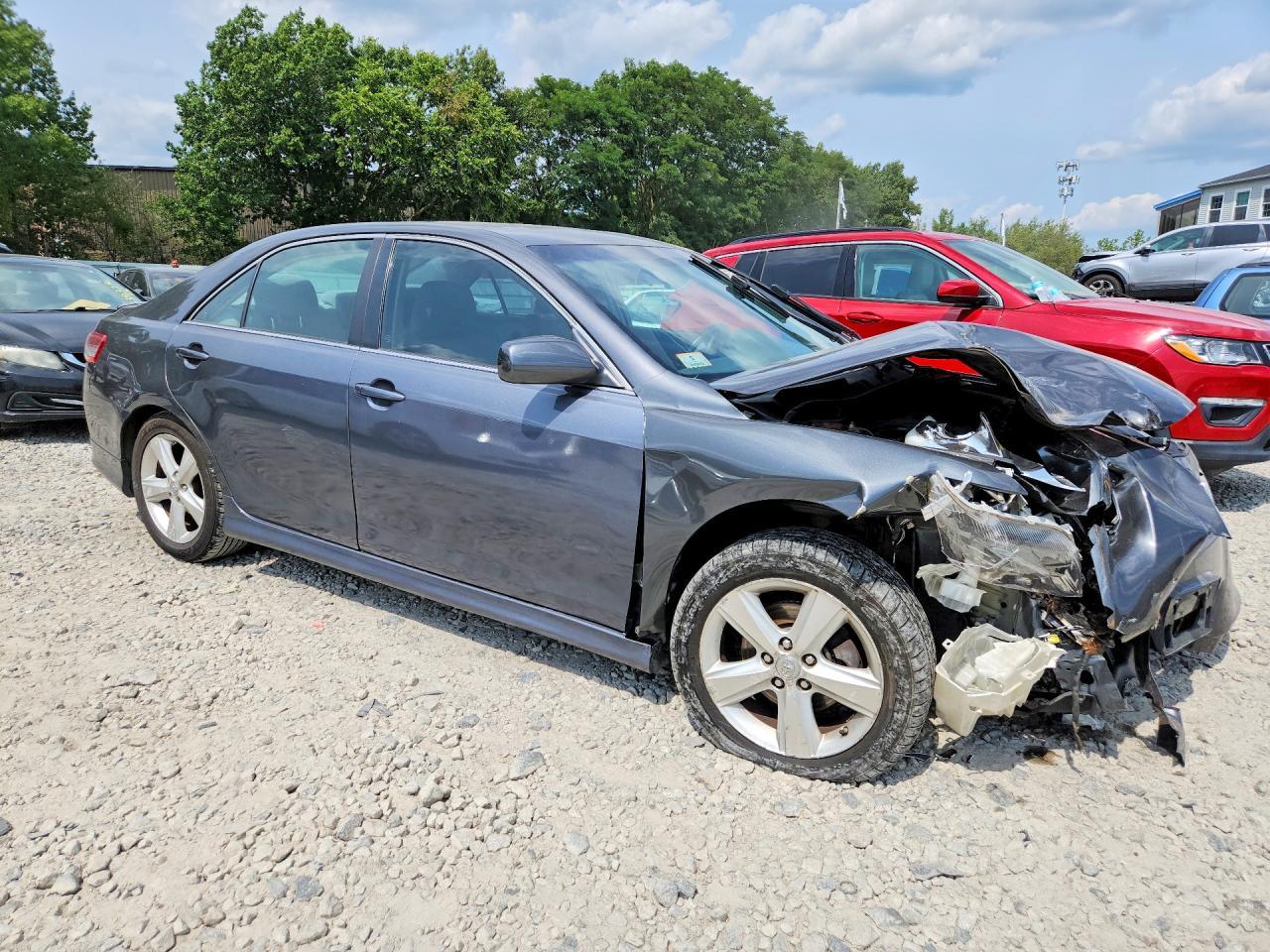2011 Toyota Camry Se - Image 4