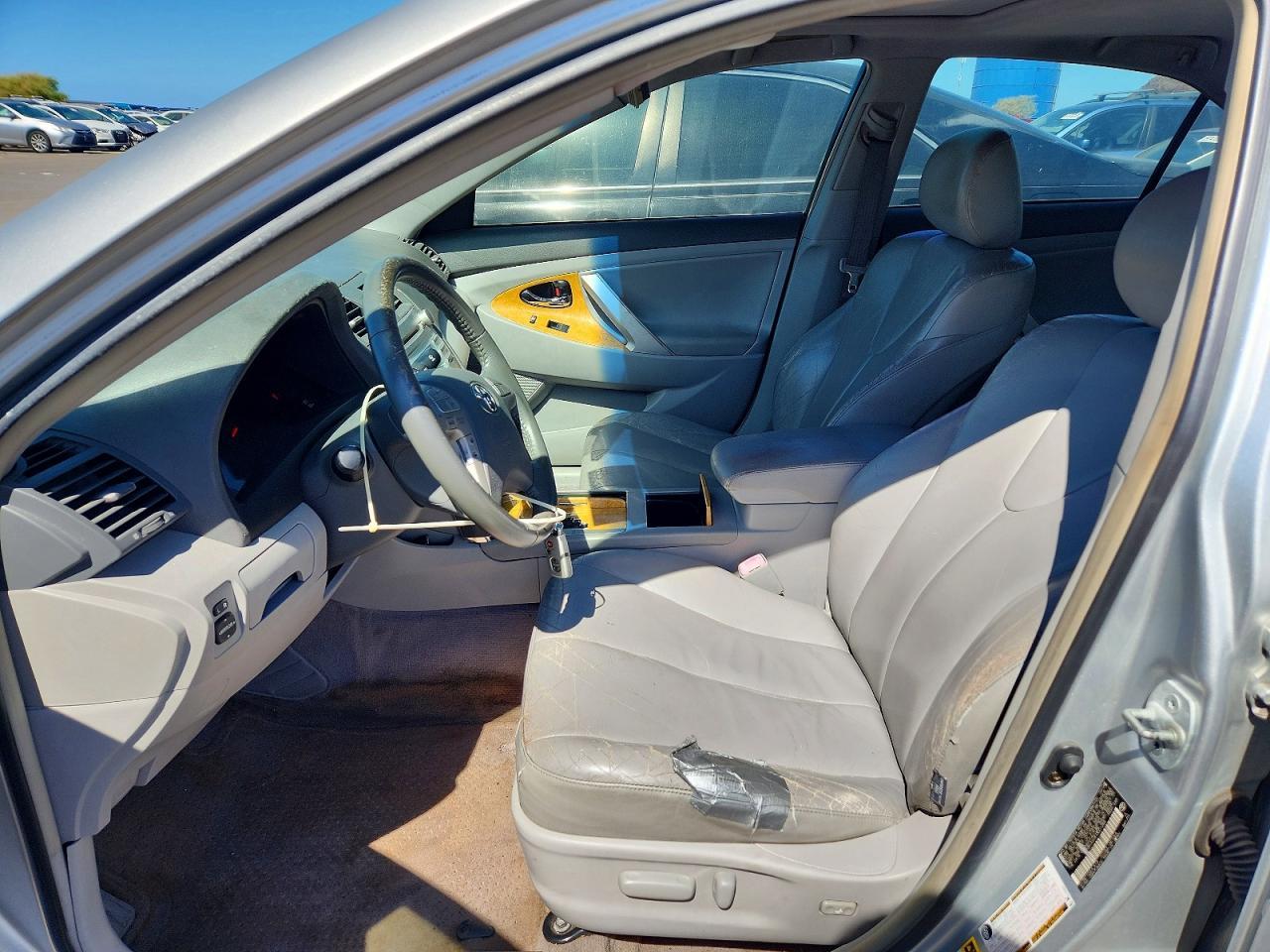 2007 Toyota Camry Le V6 - Image 7