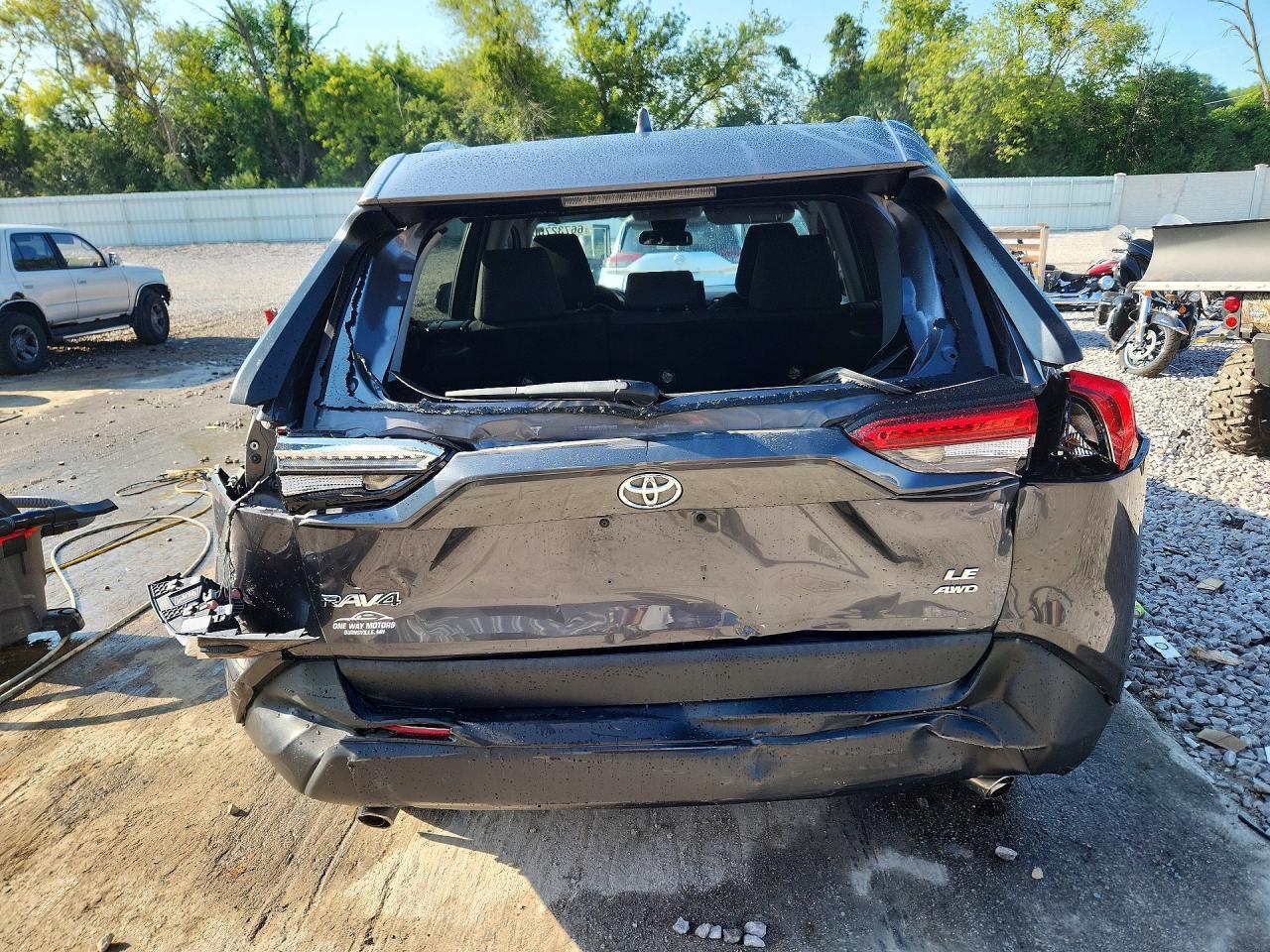 2019 Toyota Rav4 Le - Фото 6