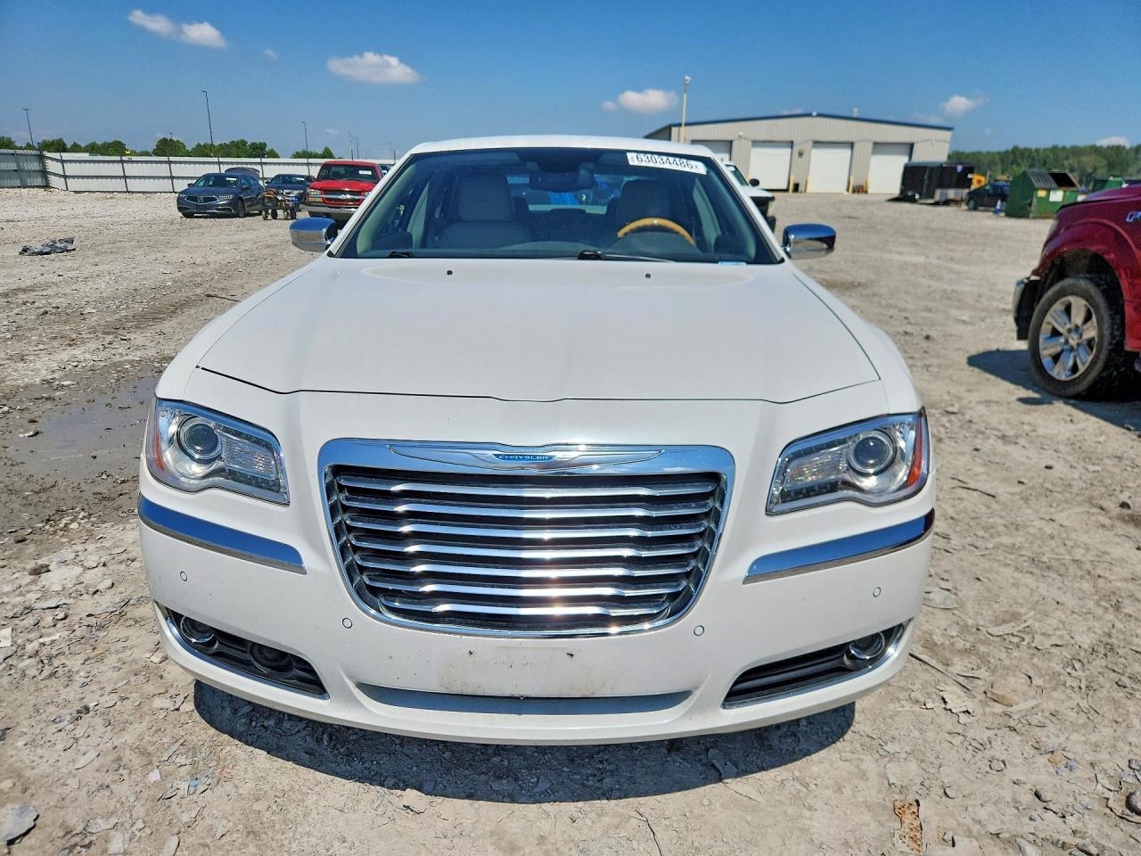 2013 Chrysler 300C - Image 5