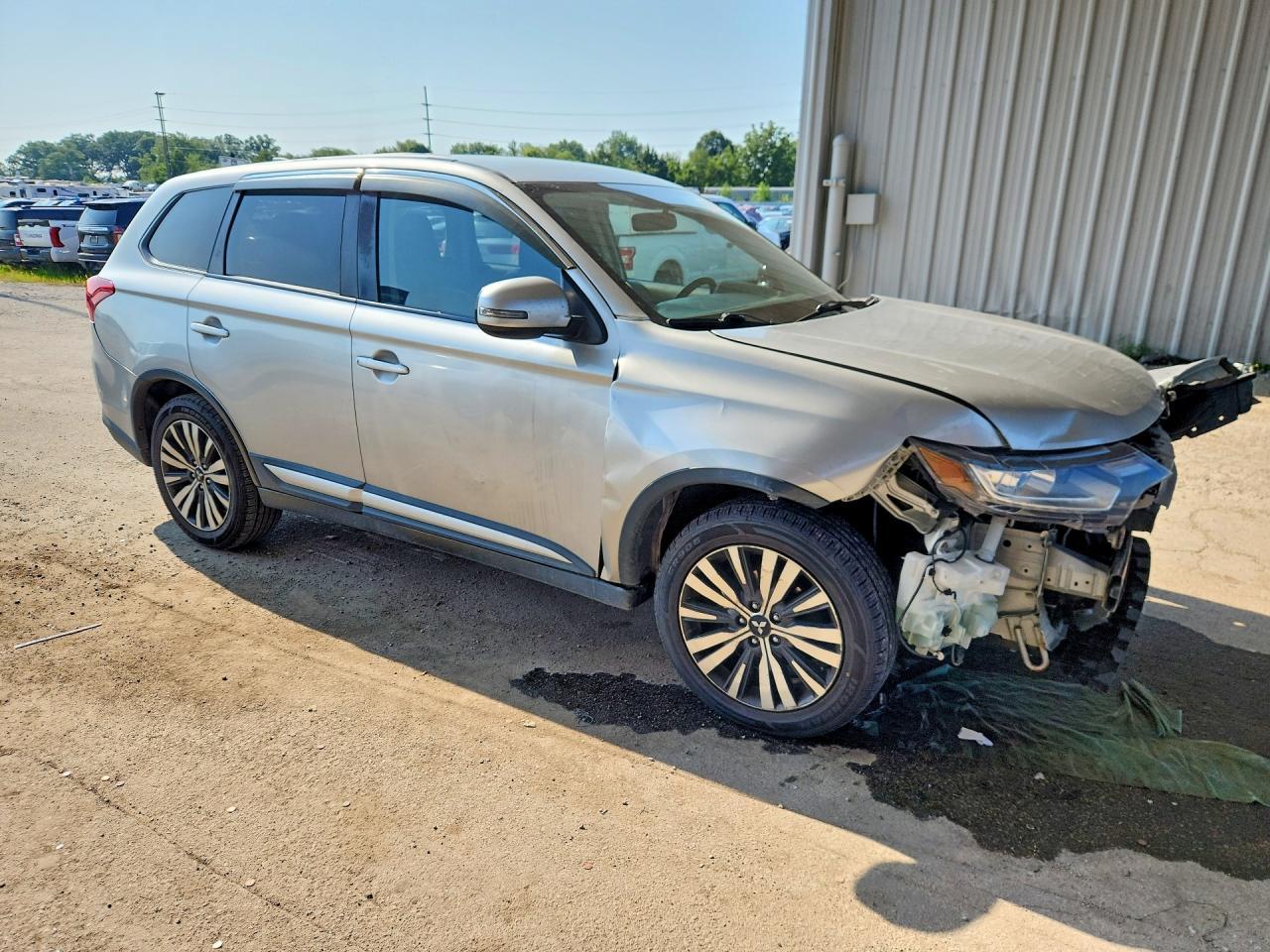 2019 Mitsubishi Outlander Se - Фото 4