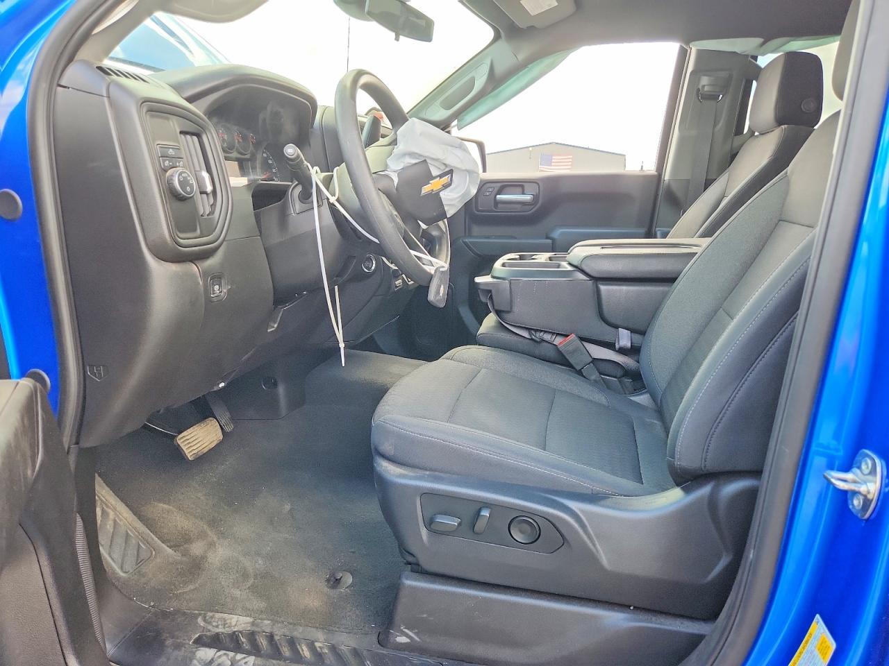 2025 Chevrolet Silverado C1500 Custom - Фото 7