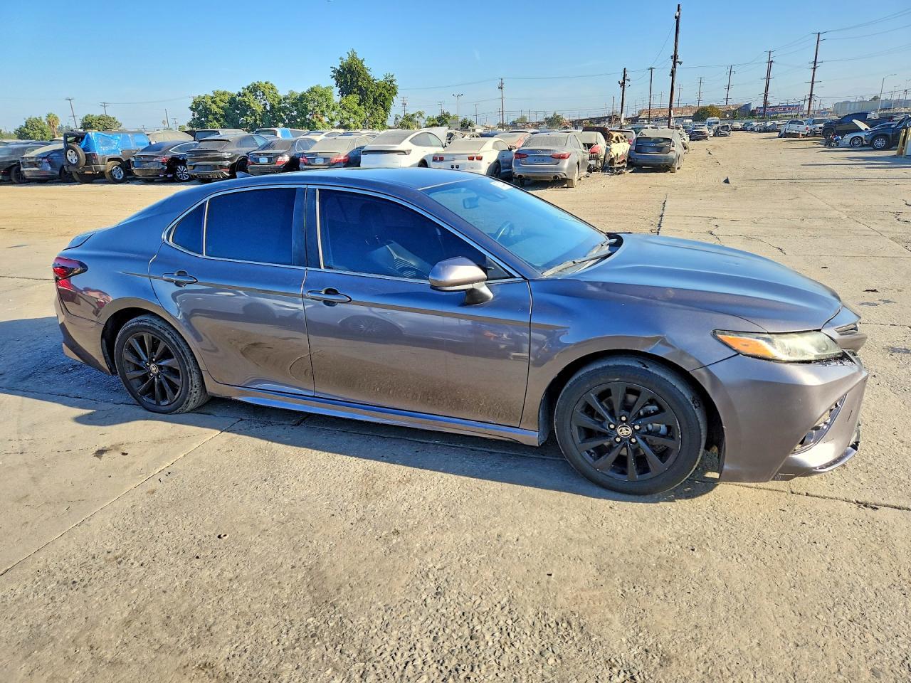 2019 Toyota Camry Se - Фото 4